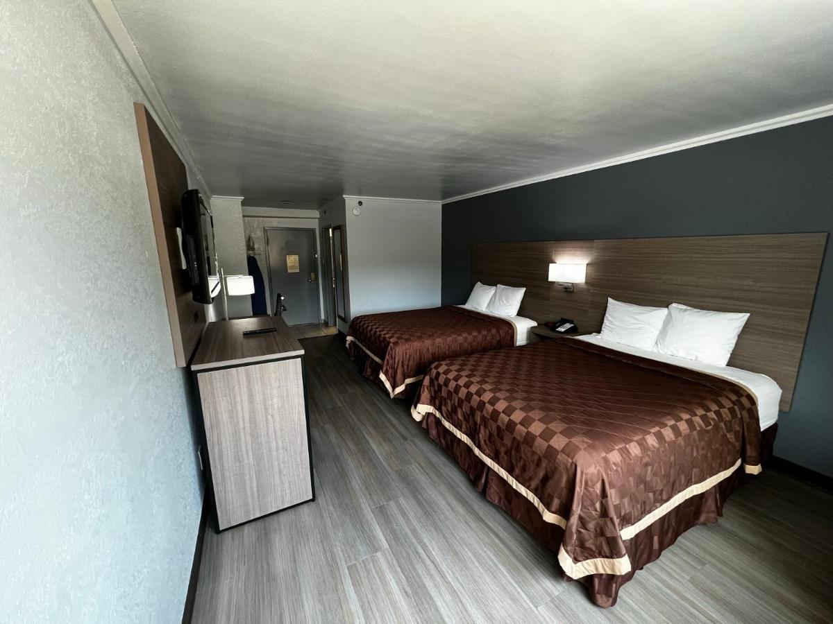 Super 8 By Wyndham Fort Worth Entertainment District 外观 照片
