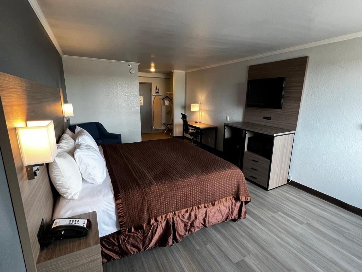 Super 8 By Wyndham Fort Worth Entertainment District 外观 照片