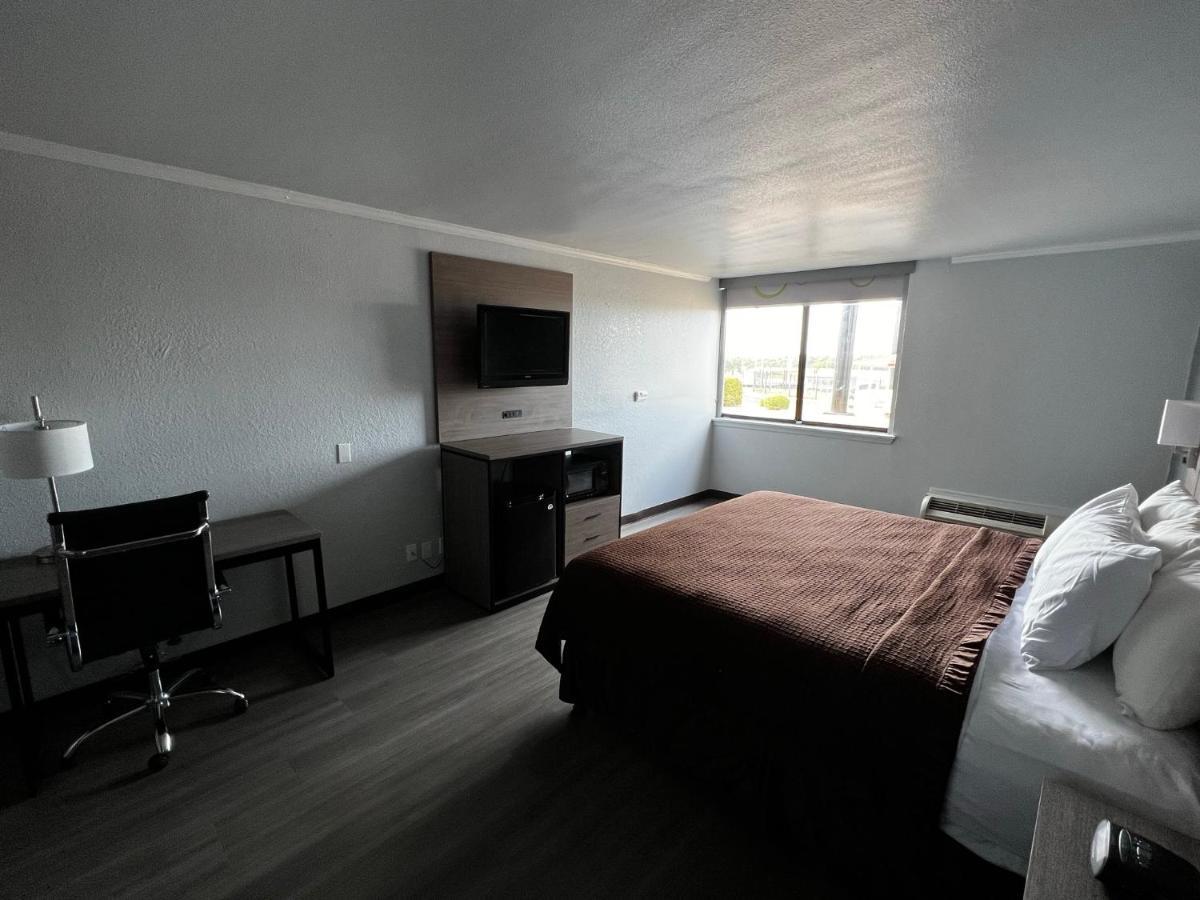 Super 8 By Wyndham Fort Worth Entertainment District 外观 照片